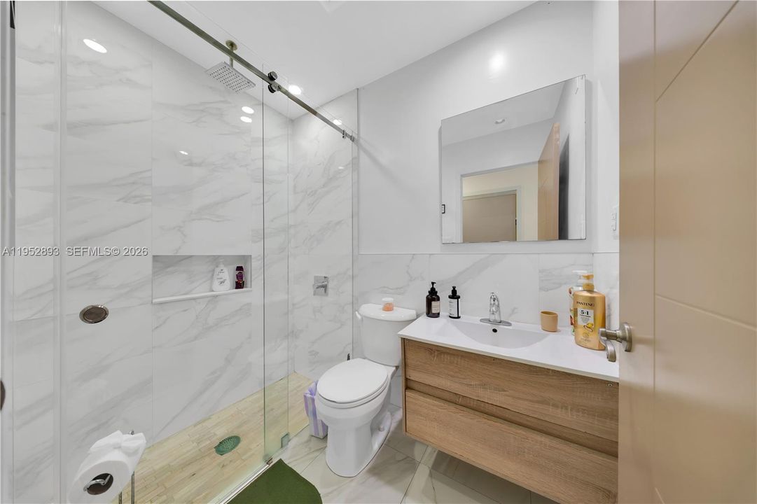 На продажу: $849,999 (0 спален, 0 ванн, 2211 Квадратных фут)