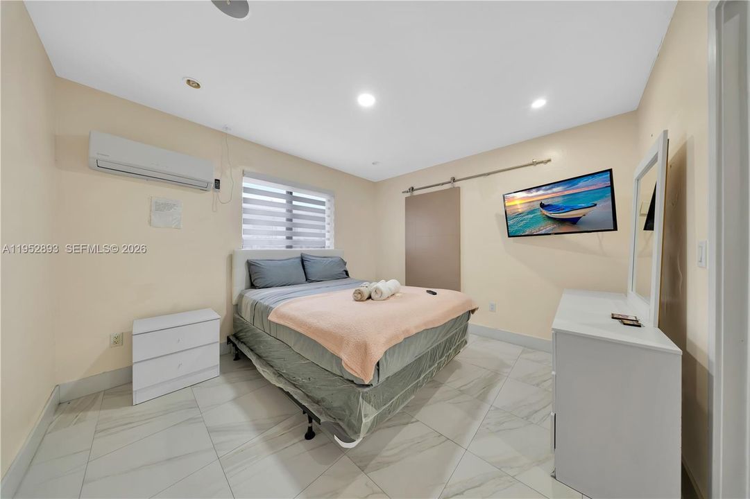 На продажу: $849,999 (0 спален, 0 ванн, 2211 Квадратных фут)
