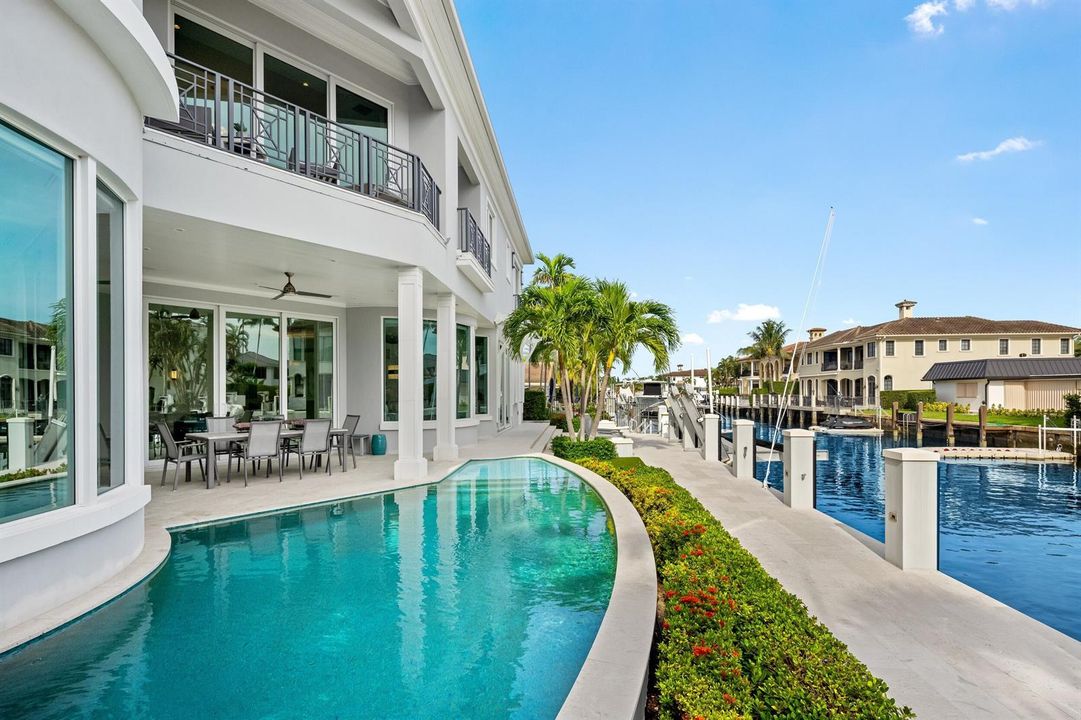 Pool / Dock