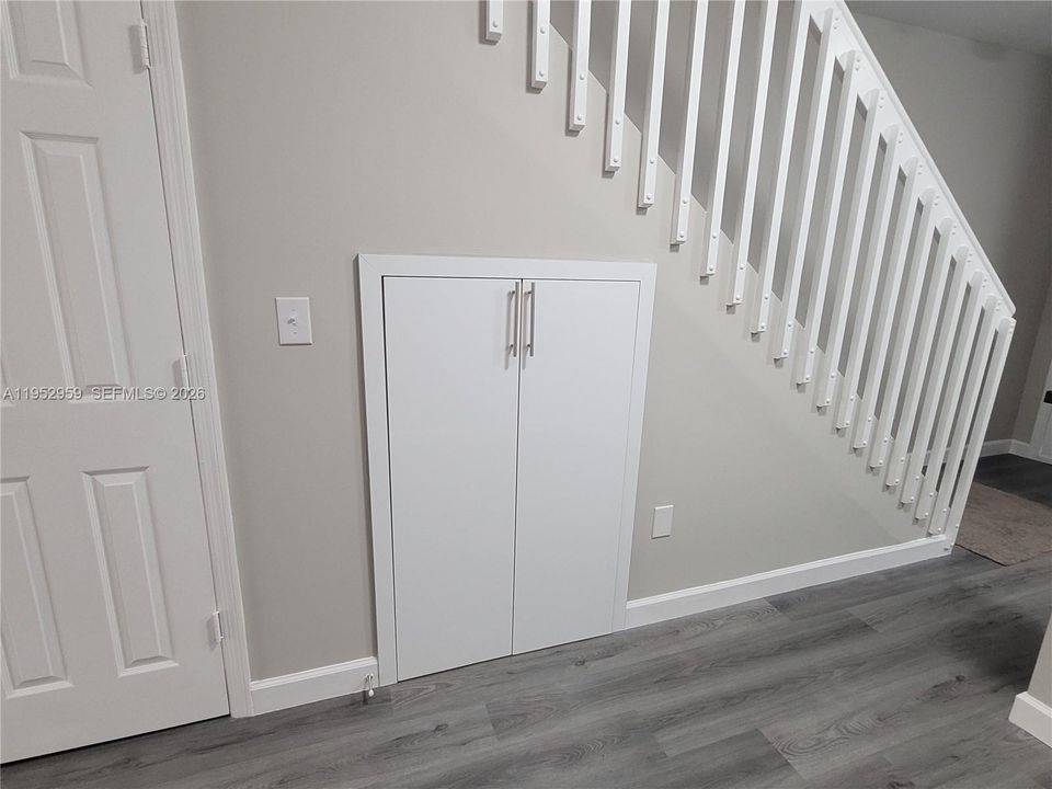 Под контрактом: $239,900 (1 спален, 1 ванн, 627 Квадратных фут)