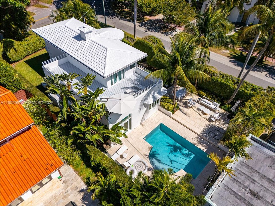 На продажу: $3,900,000 (4 спален, 3 ванн, 2805 Квадратных фут)