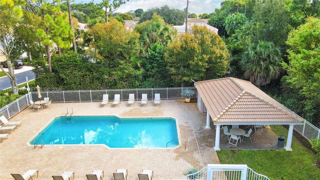 Community pool