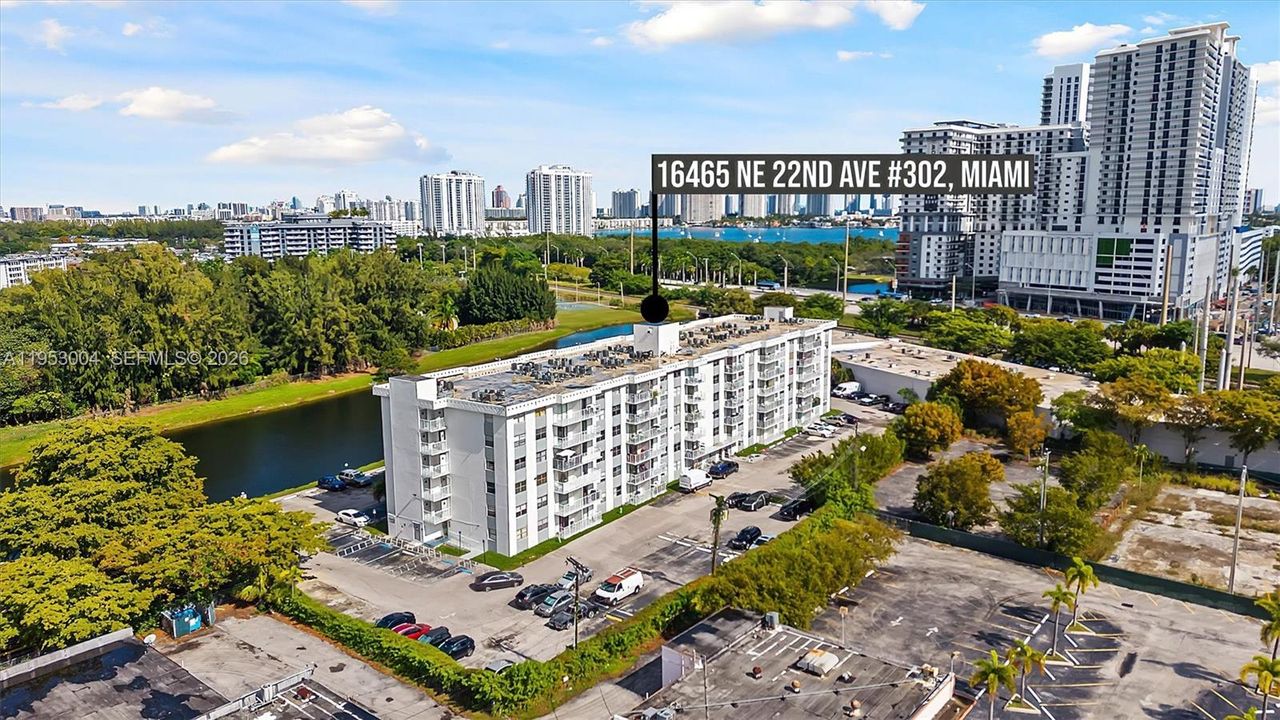 For Sale: $209,000 (2 beds, 2 baths, 1012 Square Feet)