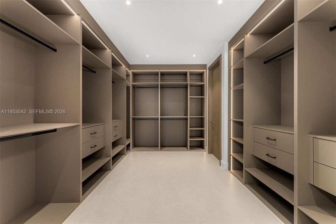 En Venta: $11,500,000 (7 camas, 7 baños, 7921 Pies cuadrados)