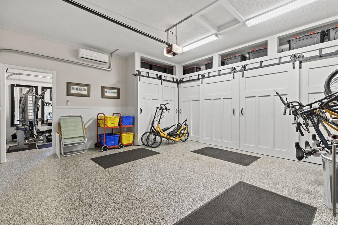 chilled 3 CAR garage