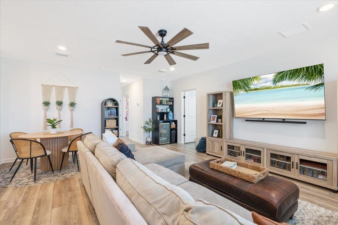 2nd floor loft