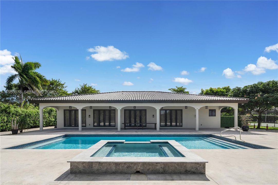 En Venta: $8,990,000 (10 camas, 10 baños, 11860 Pies cuadrados)