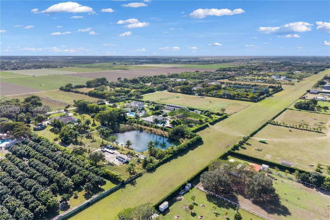 En Venta: $8,990,000 (10 camas, 10 baños, 11860 Pies cuadrados)