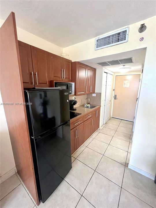 For Sale: $90,500 (0 beds, 1 baths, 360 Square Feet)