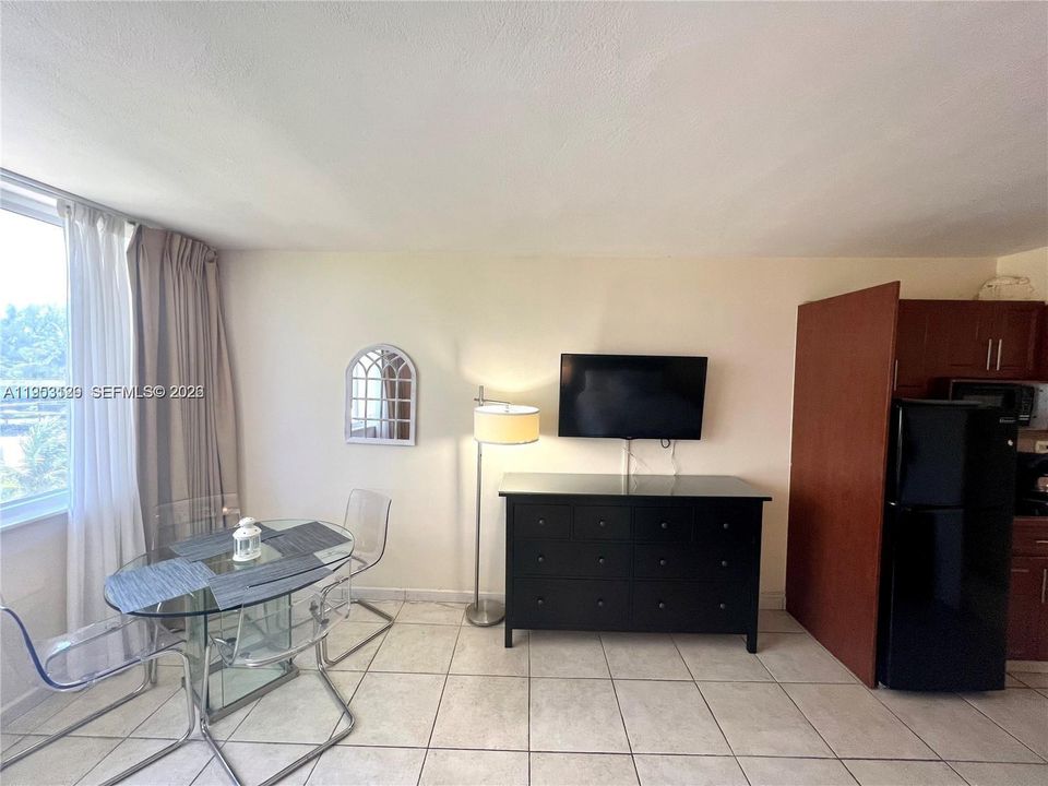 For Sale: $90,500 (0 beds, 1 baths, 360 Square Feet)