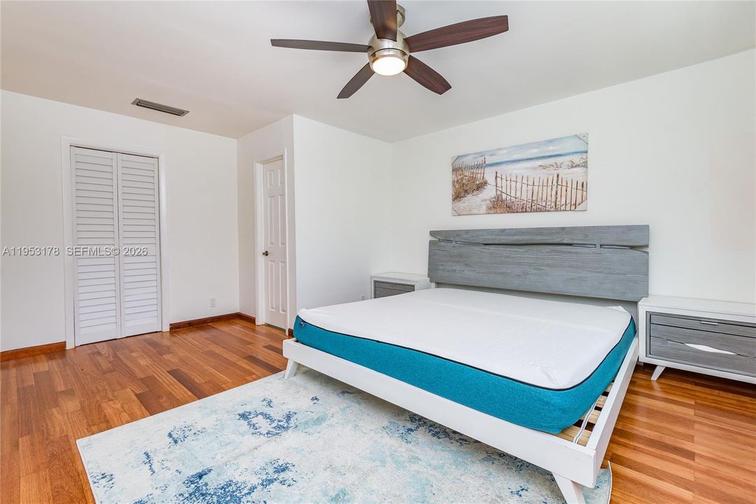 For Rent: $4,000 (3 beds, 2 baths, 1435 Square Feet)