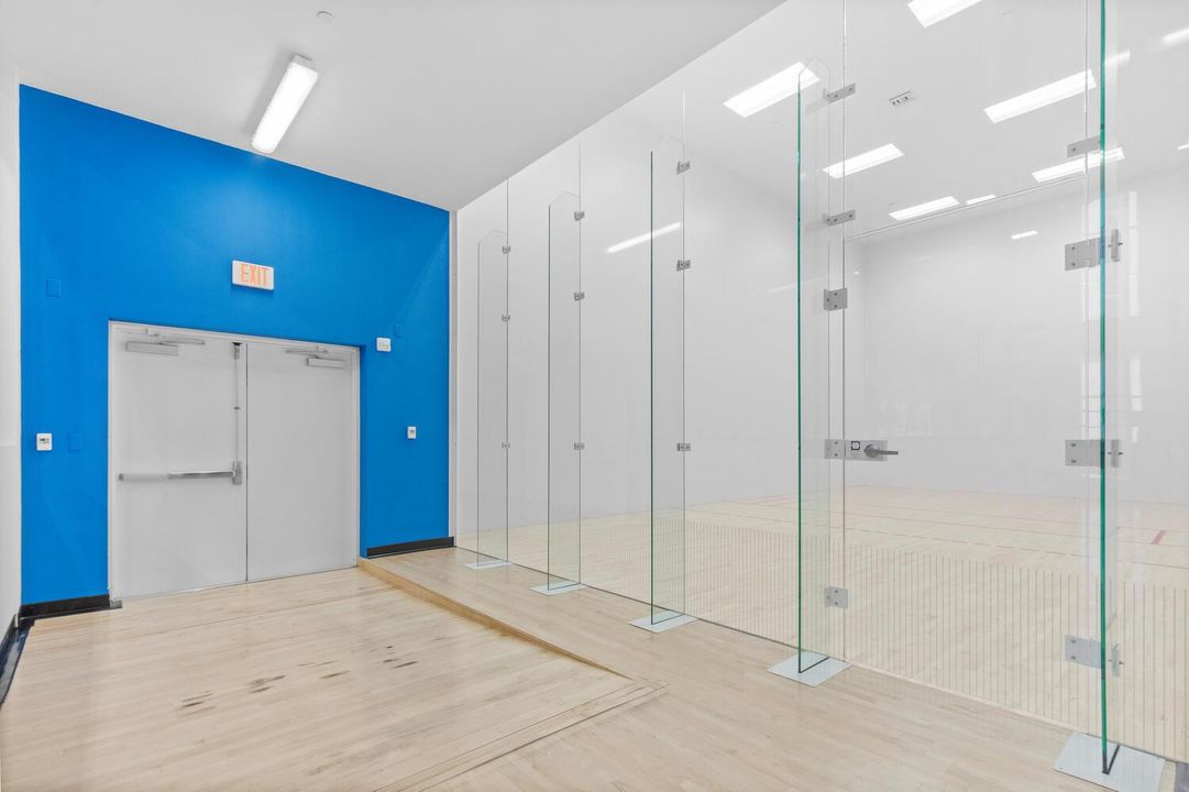 851 NE 1st Ave Apt 3512 Miami-large-033-