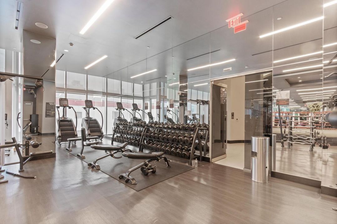 851 NE 1st Ave Apt 3512 Miami-large-026-