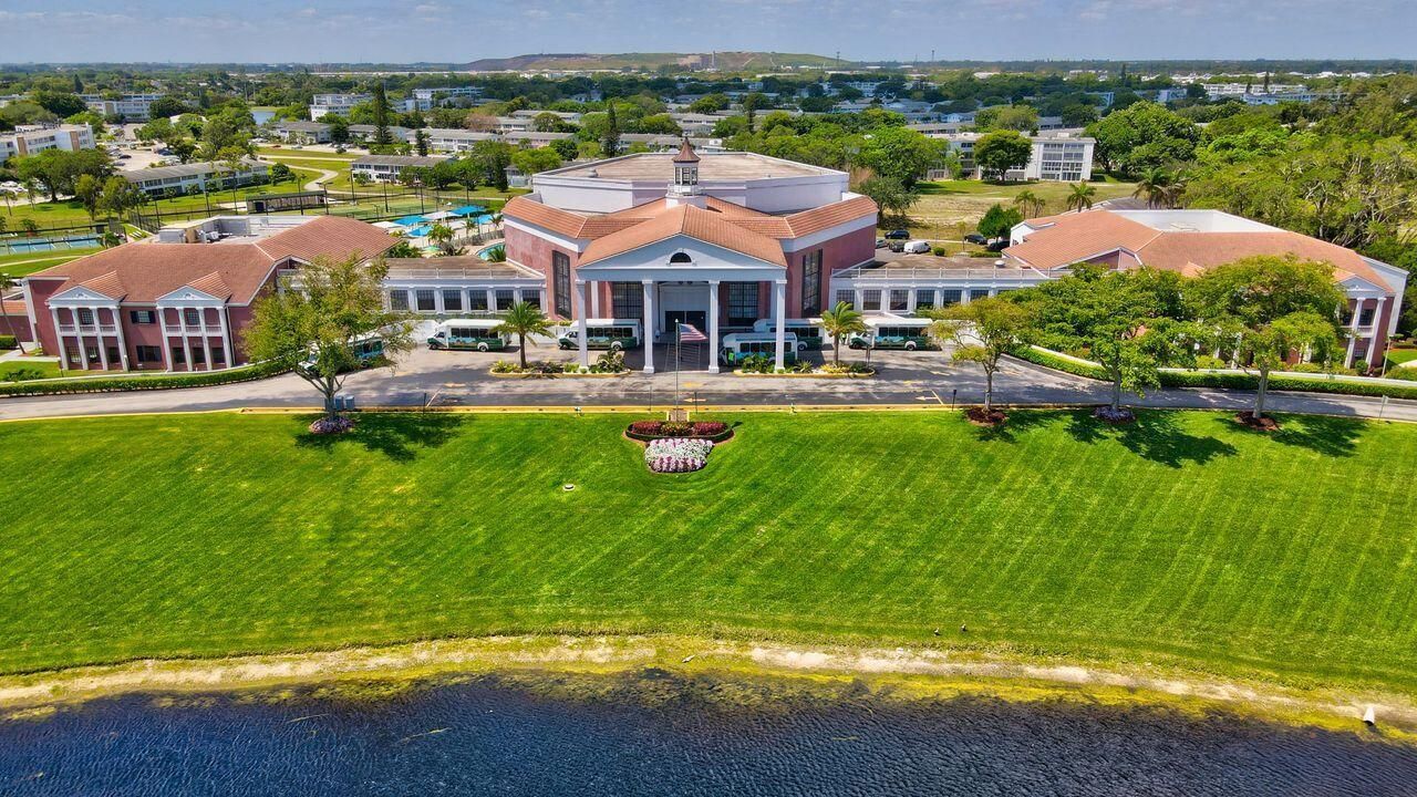 CVE - CLUBHOUSE DEERFIELD