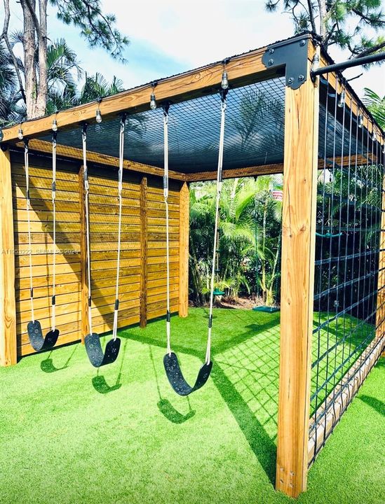Recientemente alquilado: $11,000 (5 camas, 3 baños, 2571 Pies cuadrados)