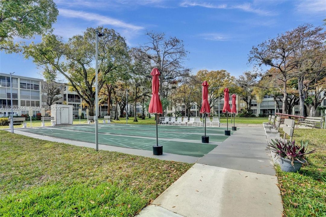 Active With Contract: $75,000 (1 beds, 1 baths, 705 Square Feet)