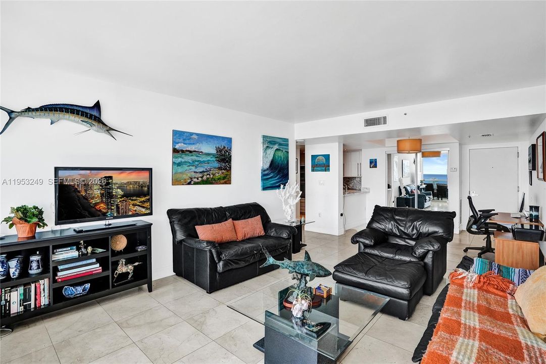 En Venta: $590,000 (1 camas, 1 baños, 746 Pies cuadrados)