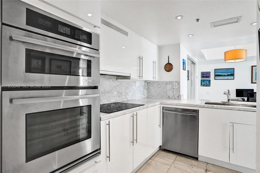 En Venta: $590,000 (1 camas, 1 baños, 746 Pies cuadrados)