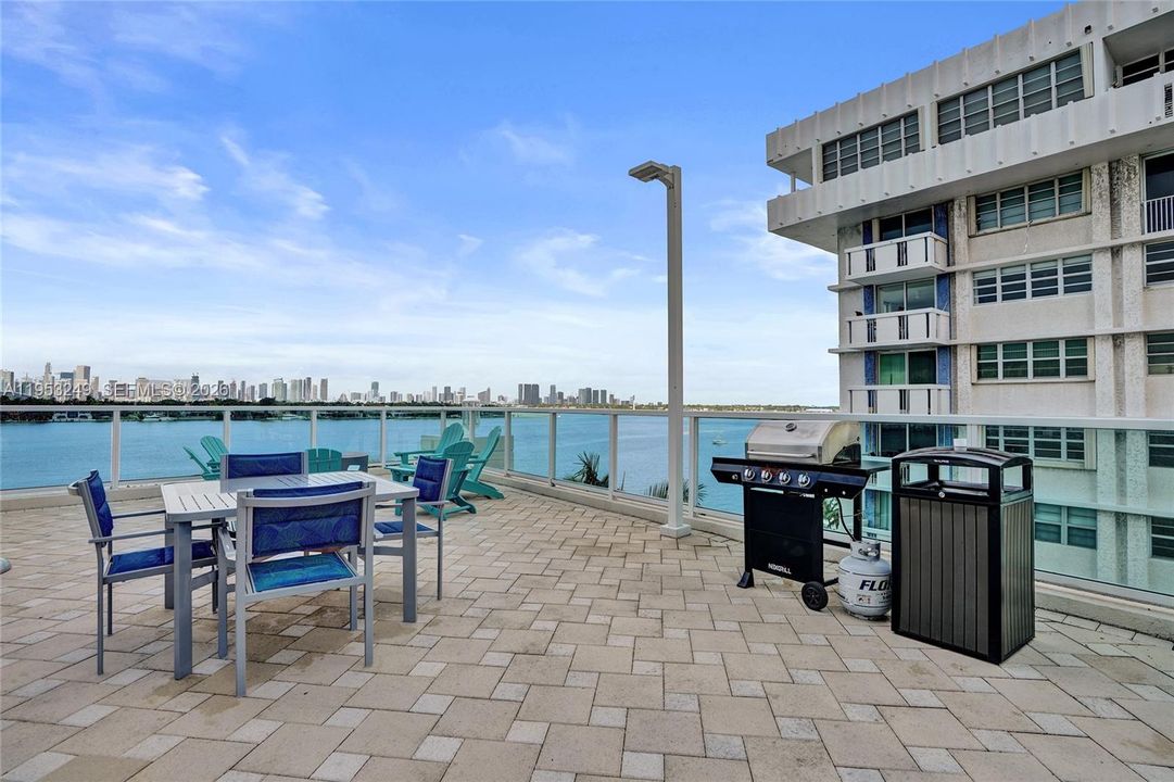 En Venta: $590,000 (1 camas, 1 baños, 746 Pies cuadrados)