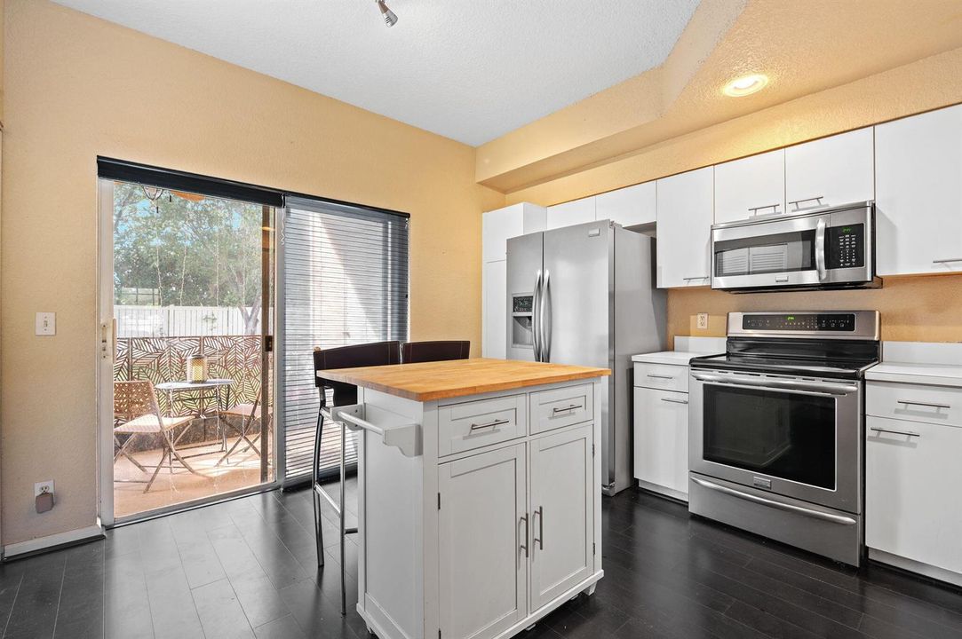 9-web-or-mls-5628-nw-99th-ln