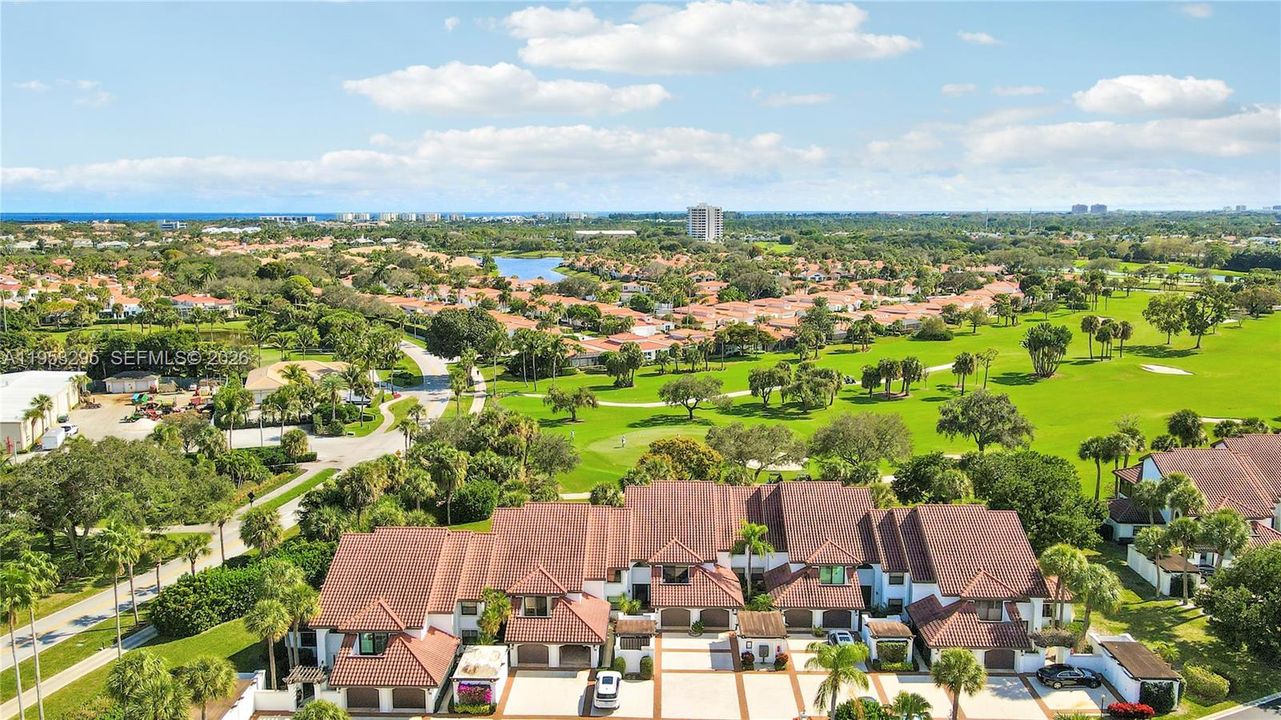 На продажу: $744,900 (3 спален, 2 ванн, 1796 Квадратных фут)