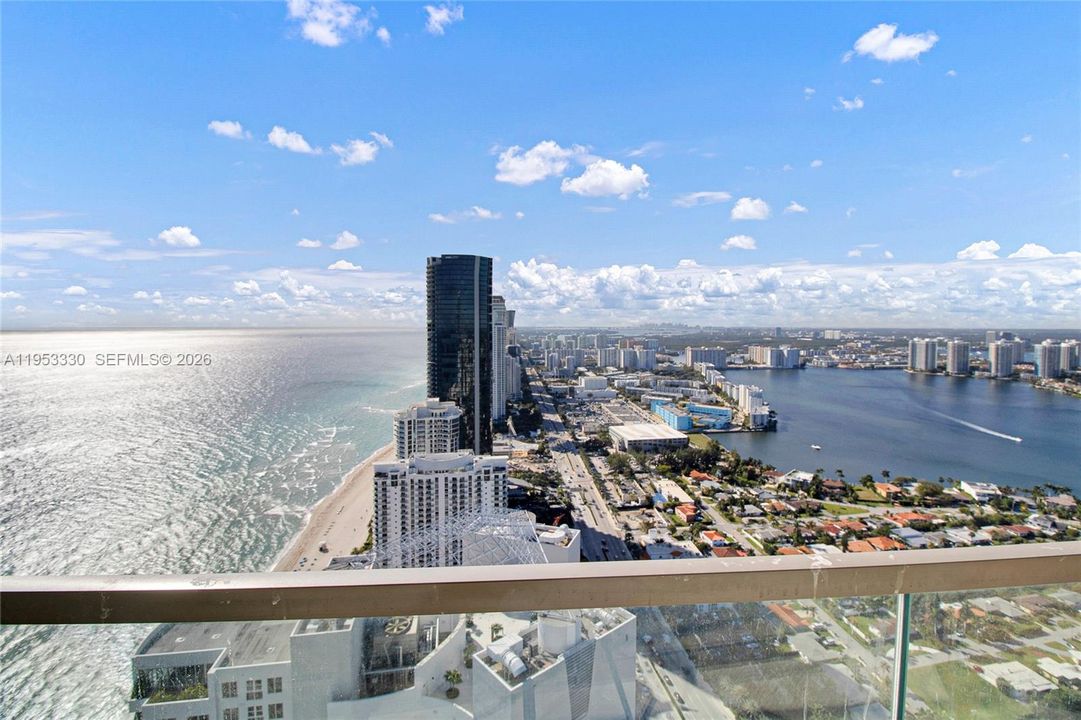 En Venta: $3,395,000 (2 camas, 2 baños, 1709 Pies cuadrados)