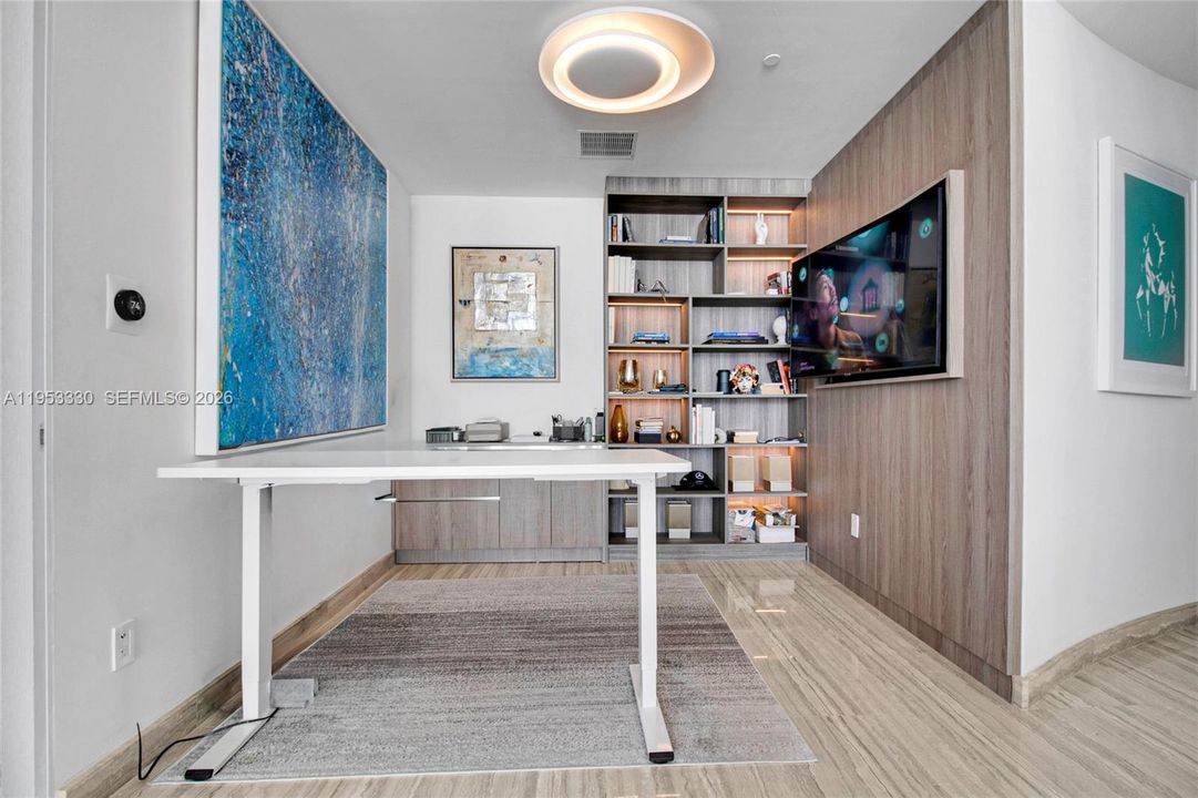 En Venta: $3,395,000 (2 camas, 2 baños, 1709 Pies cuadrados)