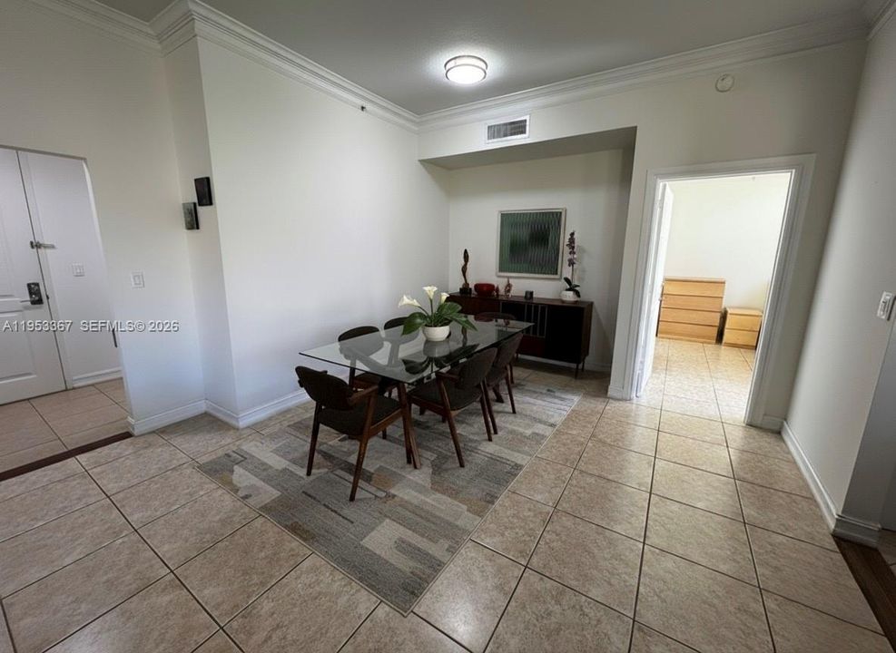 For Sale: $539,900 (2 beds, 2 baths, 1343 Square Feet)