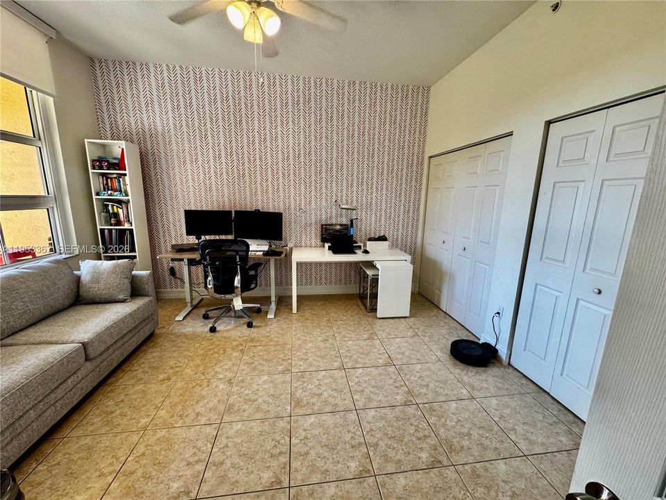 For Sale: $539,900 (2 beds, 2 baths, 1343 Square Feet)
