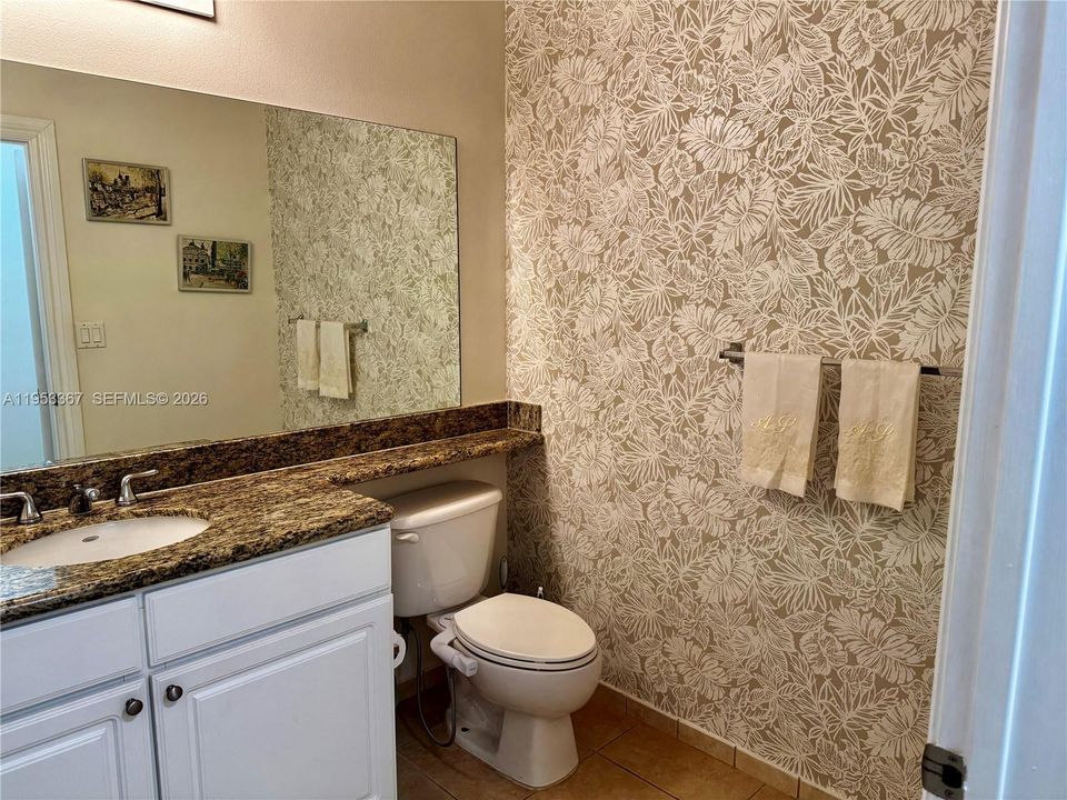 For Sale: $539,900 (2 beds, 2 baths, 1343 Square Feet)
