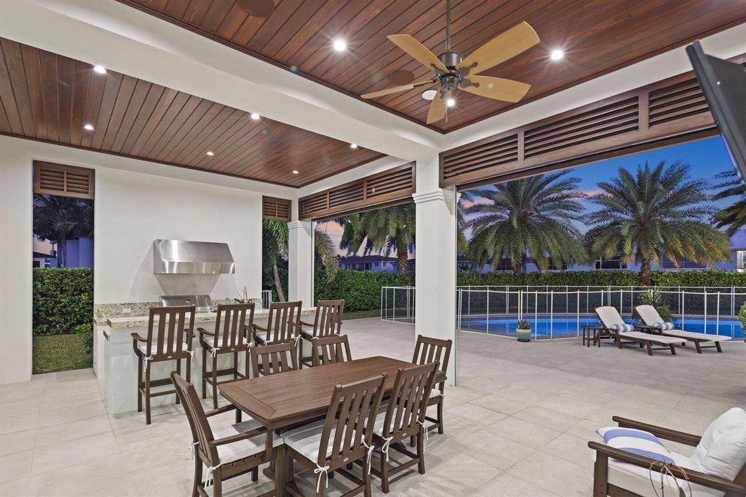 3700 Northeast 24th Ave - 94.jpg-SMALL