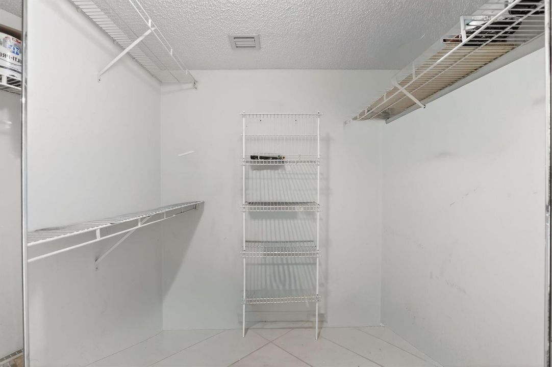 32-web-or-mls-10837-8830
