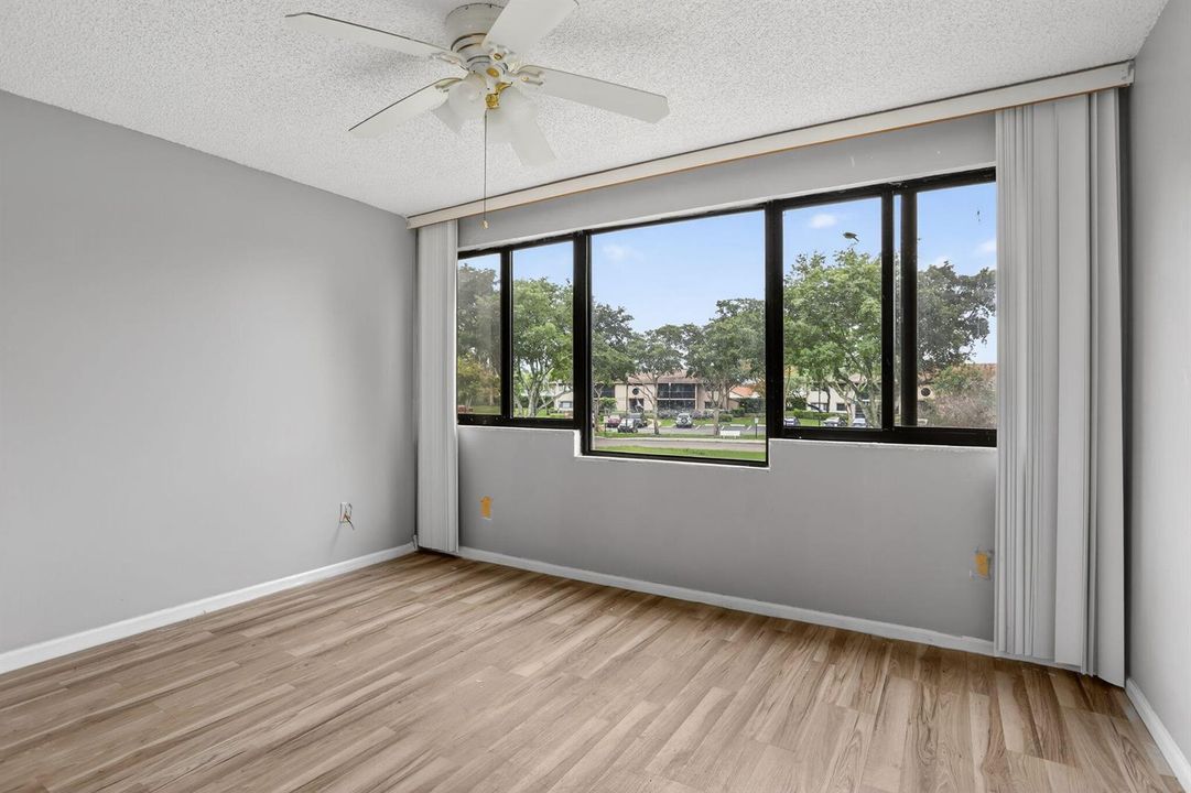 25-web-or-mls-10837-8797