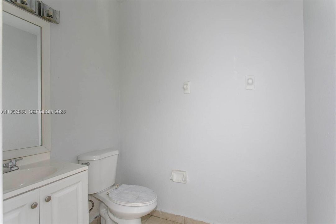 На продажу: $289,900 (3 спален, 2 ванн, 1509 Квадратных фут)
