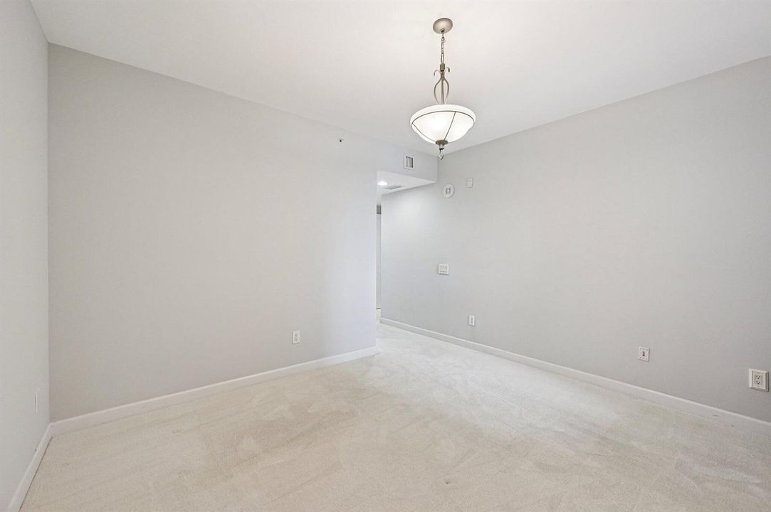 18-web-or-mls-Lake Shore Dr 1006-0406-01