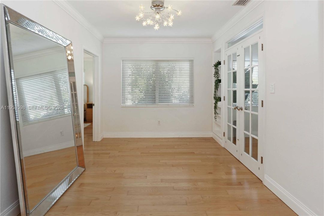 Activo con contrato: $1,149,000 (3 camas, 3 baños, 1915 Pies cuadrados)
