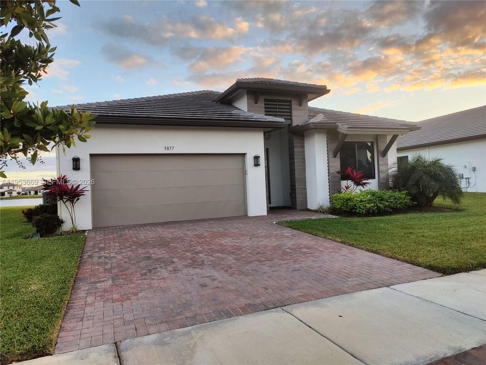 For Rent: $3,000 (4 beds, 2 baths, 0 Square Feet)
