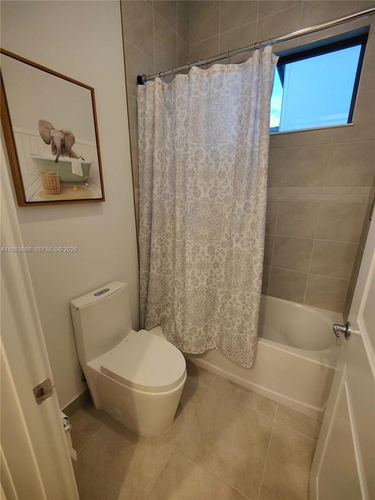 For Rent: $3,000 (4 beds, 2 baths, 0 Square Feet)