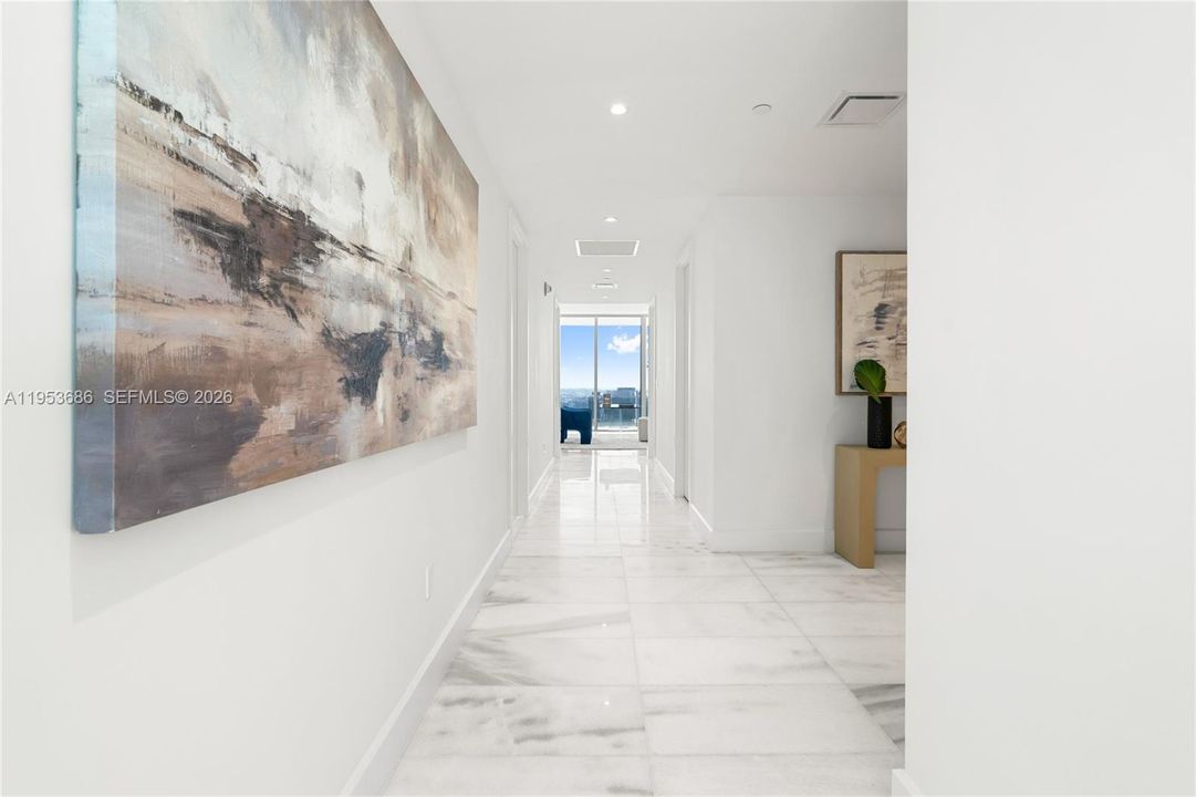 Activo con contrato: $4,450,000 (4 camas, 6 baños, 3796 Pies cuadrados)