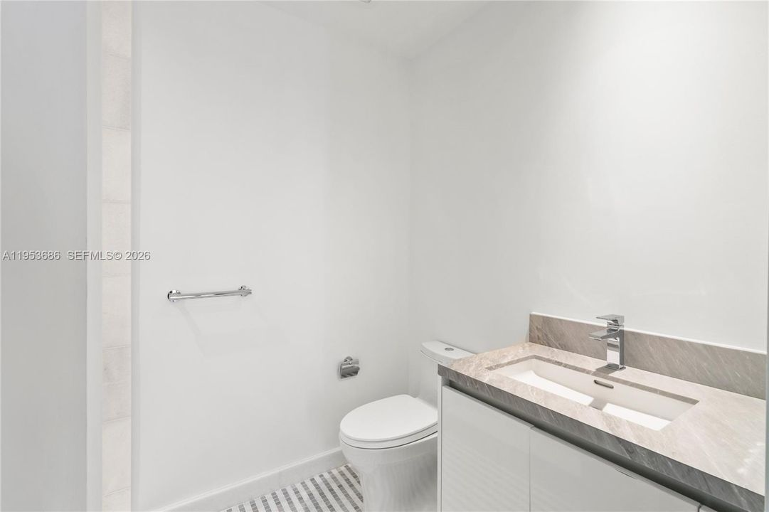 Activo con contrato: $4,450,000 (4 camas, 6 baños, 3796 Pies cuadrados)