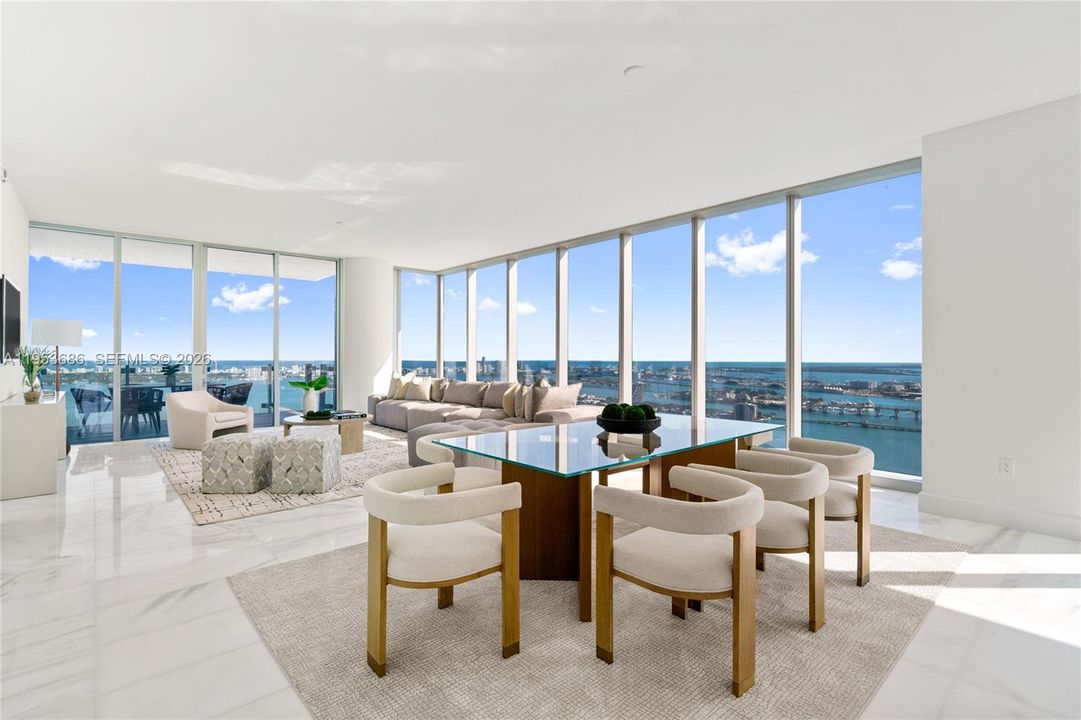 Activo con contrato: $4,450,000 (4 camas, 6 baños, 3796 Pies cuadrados)