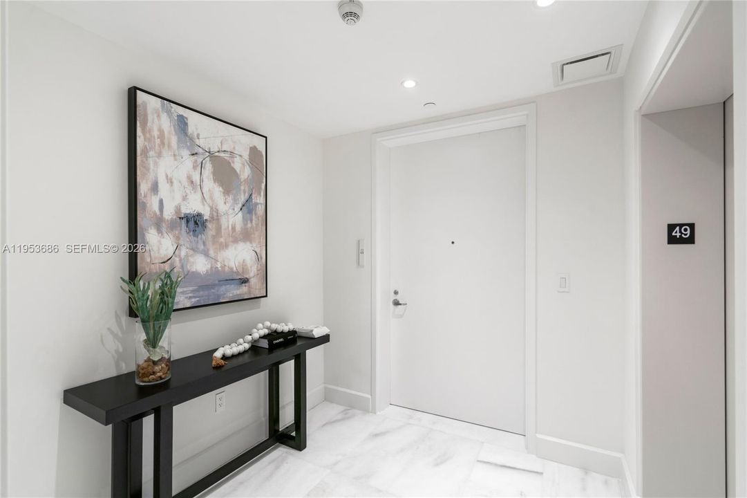 Activo con contrato: $4,450,000 (4 camas, 6 baños, 3796 Pies cuadrados)