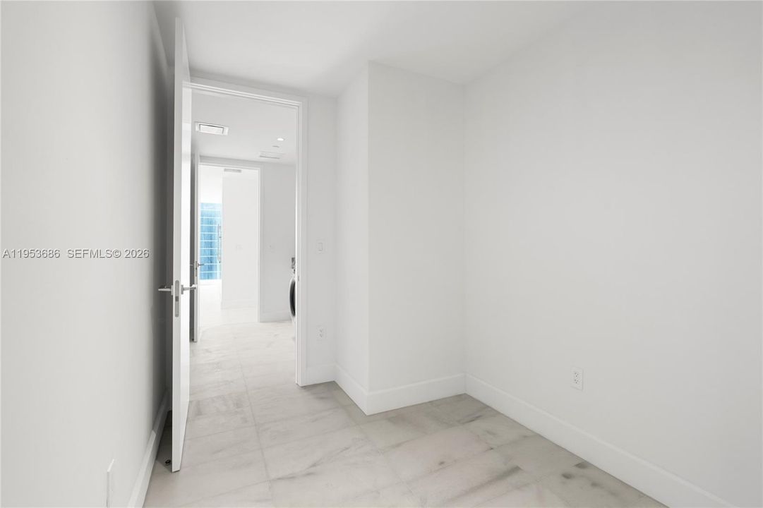 Activo con contrato: $4,450,000 (4 camas, 6 baños, 3796 Pies cuadrados)