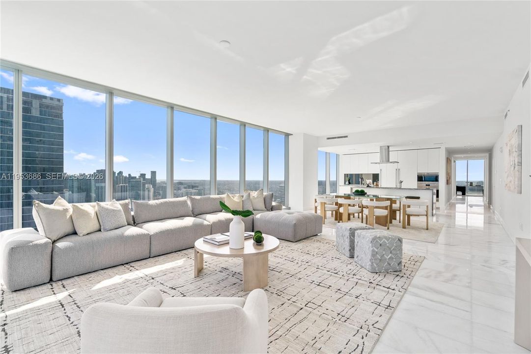 Activo con contrato: $4,450,000 (4 camas, 6 baños, 3796 Pies cuadrados)
