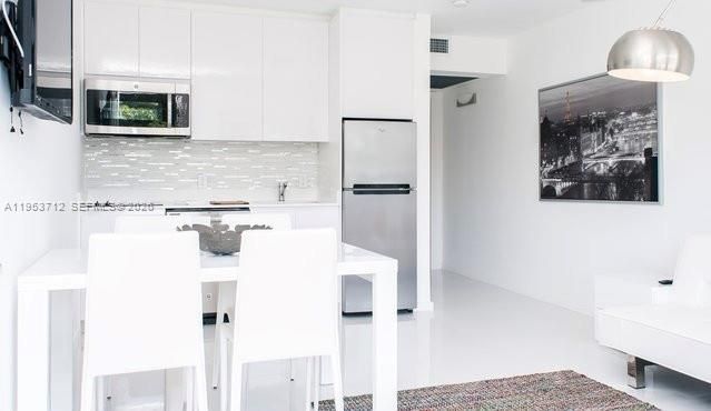 En Venta: $229,000 (1 camas, 1 baños, 410 Pies cuadrados)