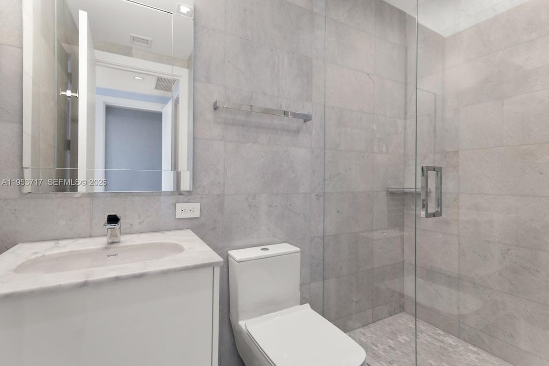 For Sale: $23,500,000 (5 beds, 7 baths, 6695 Square Feet)