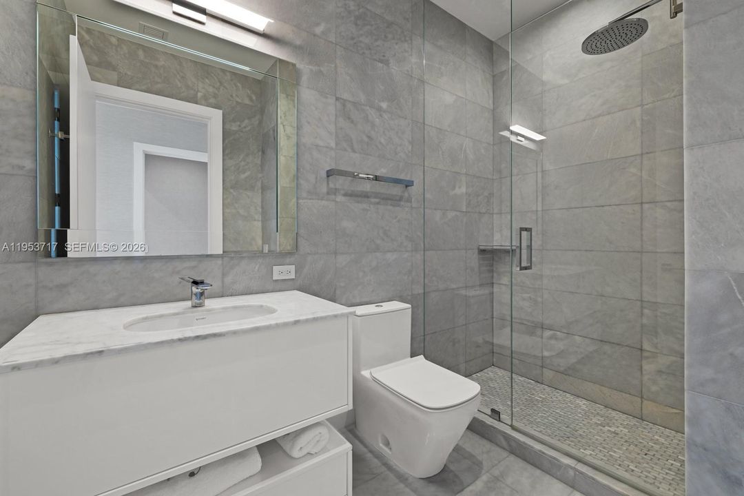 For Sale: $23,500,000 (5 beds, 7 baths, 6695 Square Feet)