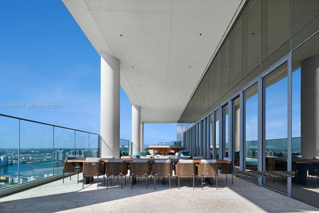 For Sale: $23,500,000 (5 beds, 7 baths, 6695 Square Feet)