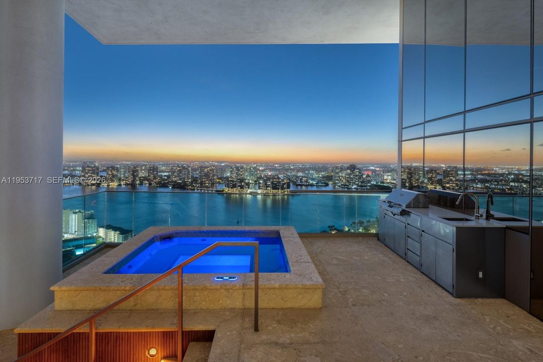 For Sale: $23,500,000 (5 beds, 7 baths, 6695 Square Feet)