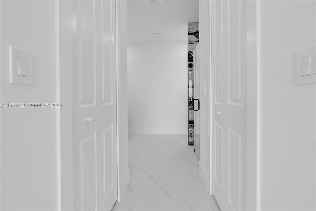 Activo con contrato: $320,000 (3 camas, 2 baños, 1375 Pies cuadrados)